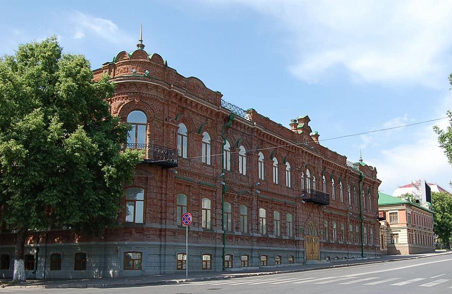 10. Ufa - baschkierisch-sozialistische Baustil.JPG - Ufa - baskirisch-sozialistische Architektur 
